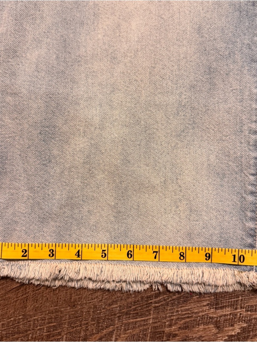 Anthro Pilcro Light Wash Wide-Leg Jeans with Frayed Hem Sz 16W - Picture 7 of 7